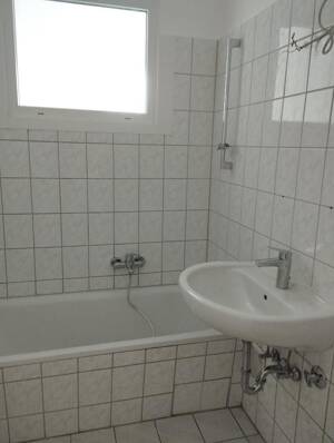Wü.-Heidingsfeld - straßenbahnnah - ANFRAGEN NUR per Mail! – 97084 Würzburg – Vorschaubild 4