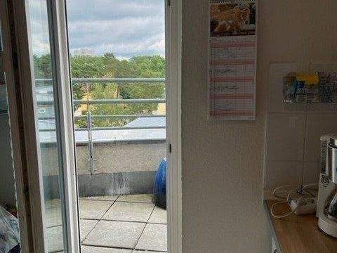 2-Zi-Penthauswhg mit Terrasse zu 3 Seiten, 4. OG, Aufzug, ebenerdiger + großer TG-Platz – Potsdam – Vorschaubild 8