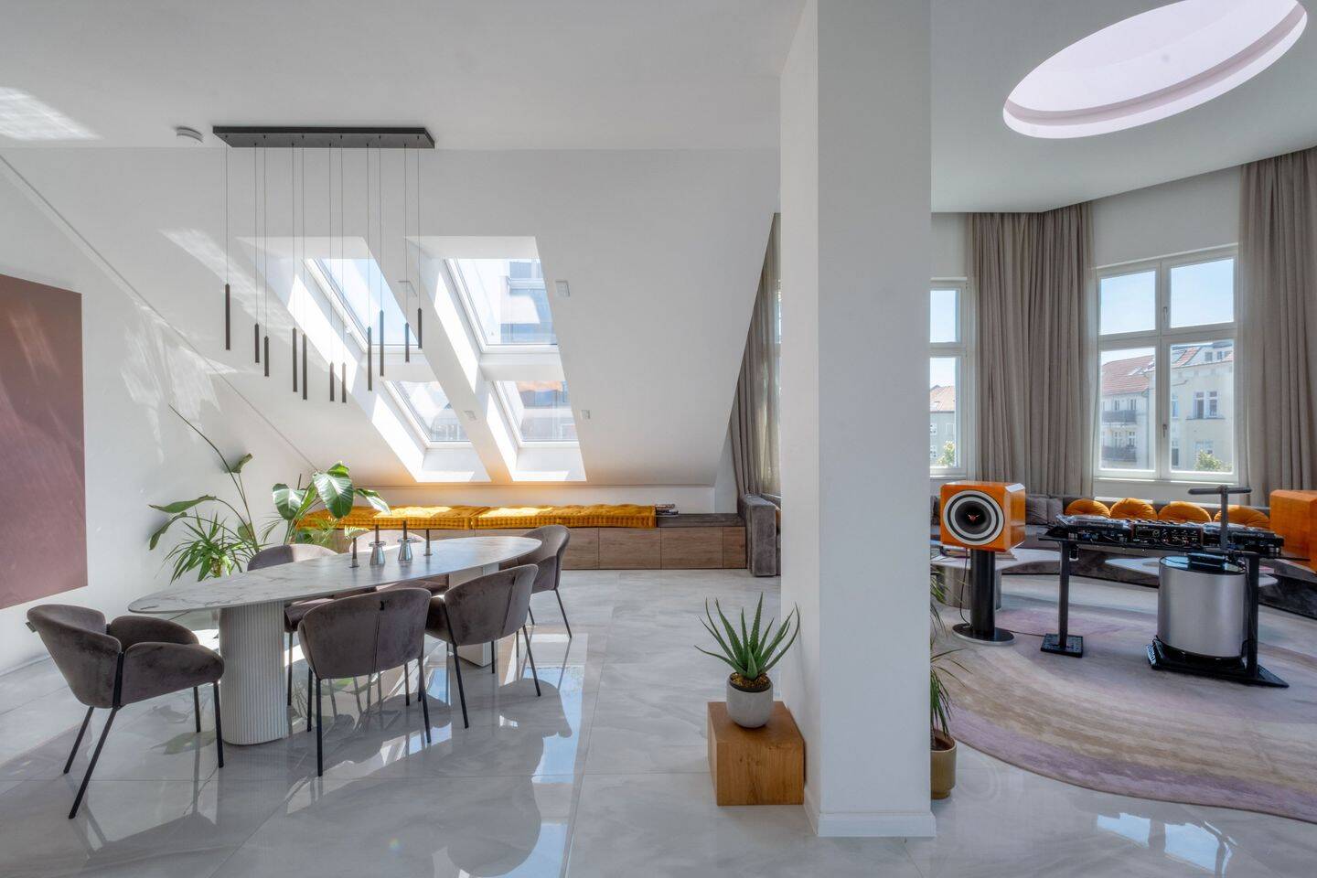 Außergewöhnliche 4-Zimmer-Penthouse-Wohnung mit zwei Terrassen in Berlin Mitte – Berlin – Vorschaubild 6
