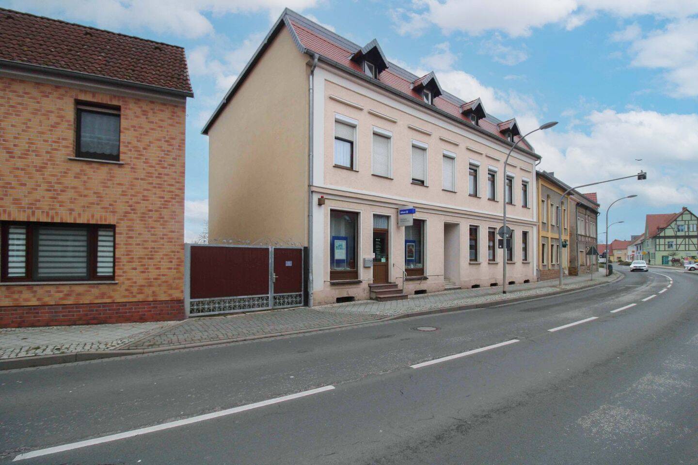 MFH mit 4 Einheiten, Solaranlage und langfristigen Mietverhältnissen in Jerichow – Jerichow – Vorschaubild 6