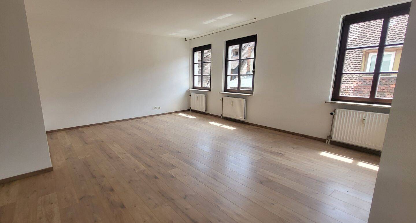 Exklusives Wohnen über den Dächern der Nürnberger Altstadt – Stillvolle 3-Zimmerwohnung ! – Nürnberg – Vorschaubild 5