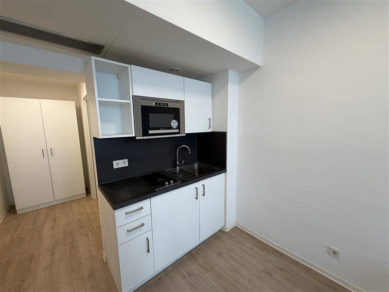 Wohn(t)raum: individuelles 1-Zimmer-Appartment – Düsseldorf – Vorschaubild 2