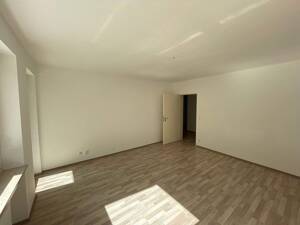 Freie 2 Zimmer Terrassenwohnung – 22043 Hamburg – Vorschaubild 3