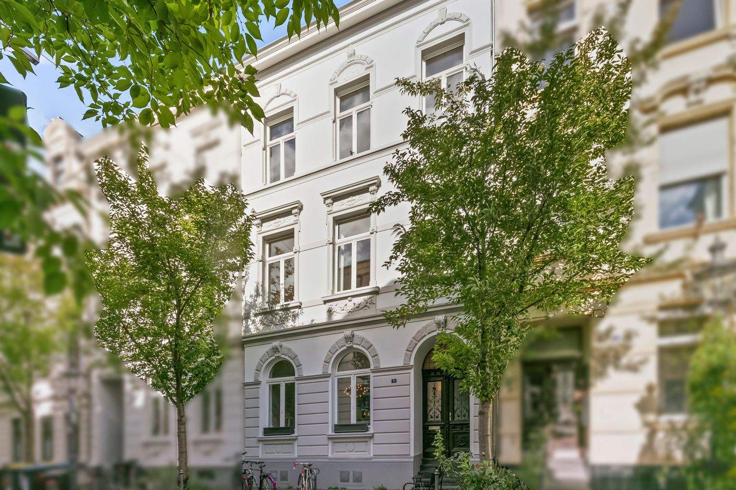 Stadtvilla aus 1899 – Historie trifft moderne Eleganz – Bonn – Bild 1 von 9