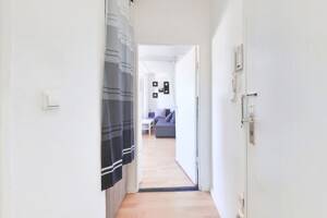 Bezugsfreie 1-Zimmer-Wohnung mit Balkon in Berlin-Lichtenrade
