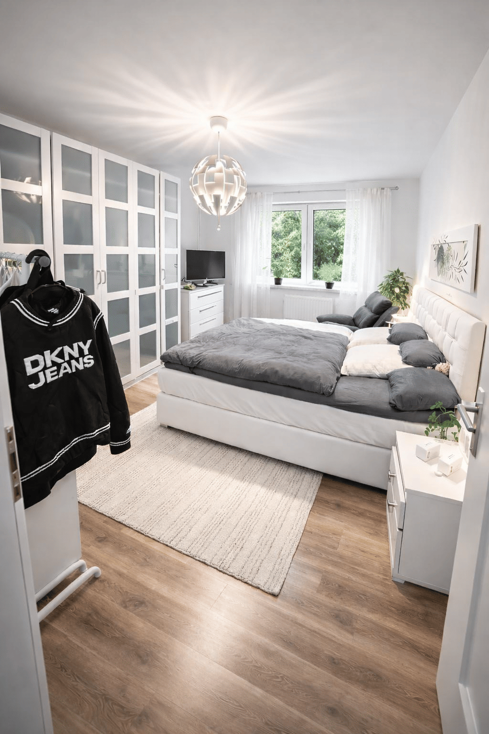 Großzügige 4-Zimmer-Wohnung mit Balkon in Neu-Hohenschönhausen – Berlin – Vorschaubild 8