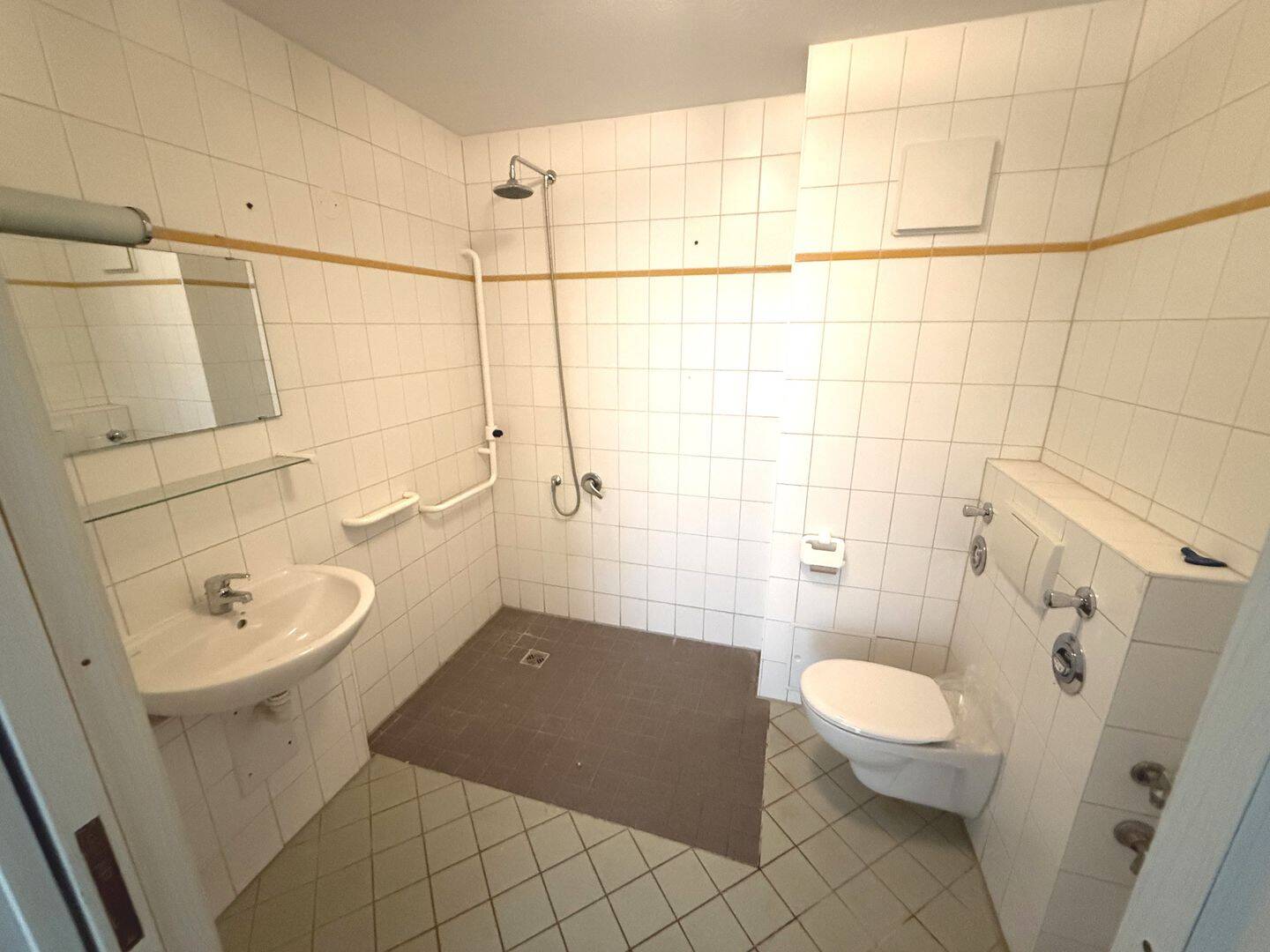 BARRIEREFREI - APARTMENT - SENIOR LIVING - – Chemnitz – Vorschaubild 6