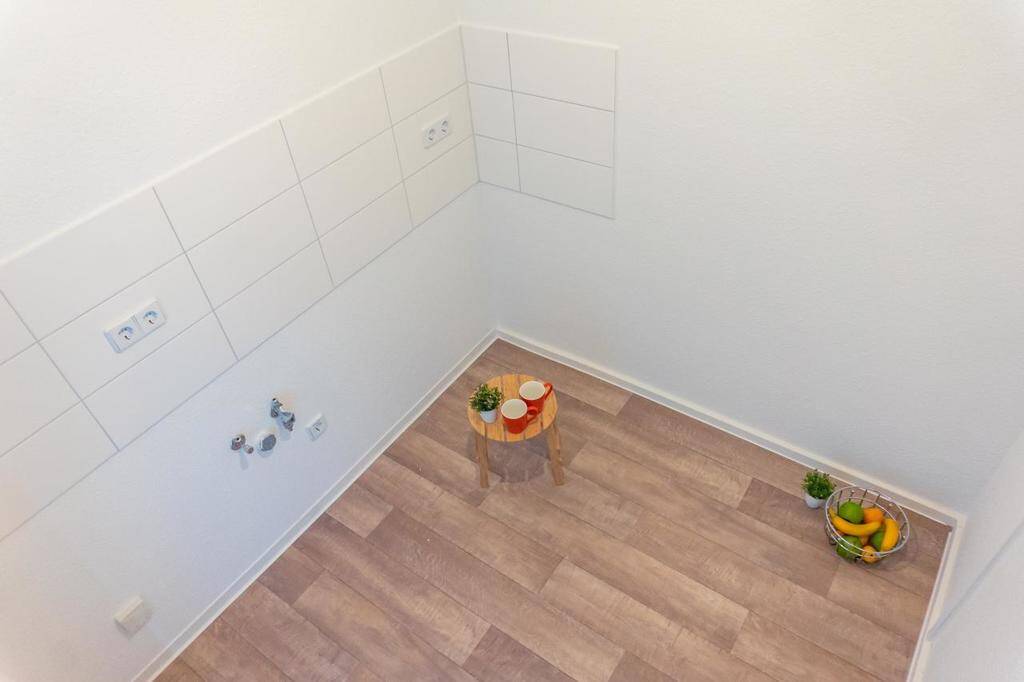3-Zimmer-Wohnung mit Balkon nahe Schlossteich – Chemnitz – Vorschaubild 3