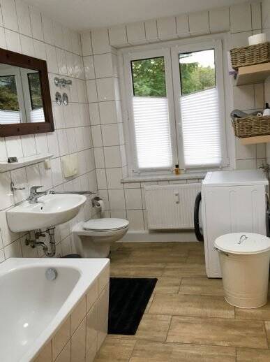 Geräumiges Apartment mit Balkon – Chemnitz – Vorschaubild 5