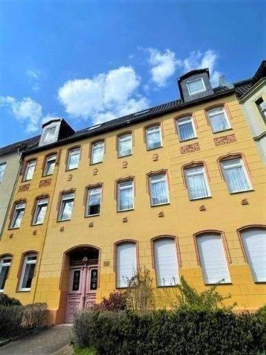 Geräumige 2-Raum Wohnung mit Fußbodenheizung und Terrasse.