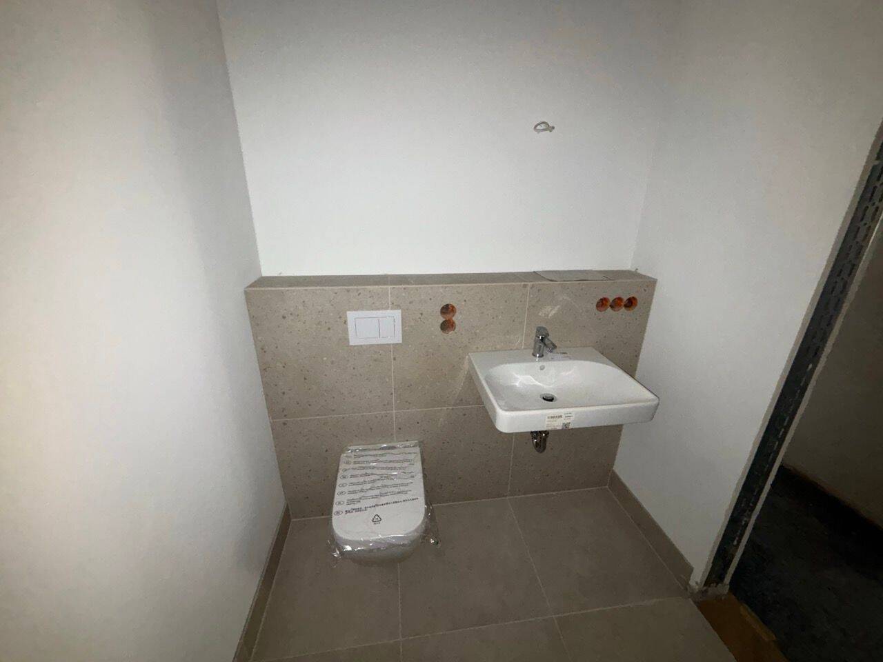 Erstbezug nach Sanierung! Moderne 3-Zimmer-Wohnungen mit Altbaucharme in Nürnberg-Gostenhof! – Nürnberg – Vorschaubild 8