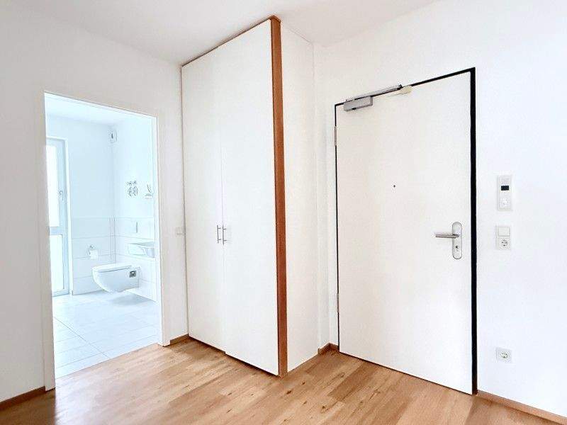 Traumwohnung für die gesamte Familie! Mit Balkon und EBK auf 112m² – Wiesbaden – Vorschaubild 5