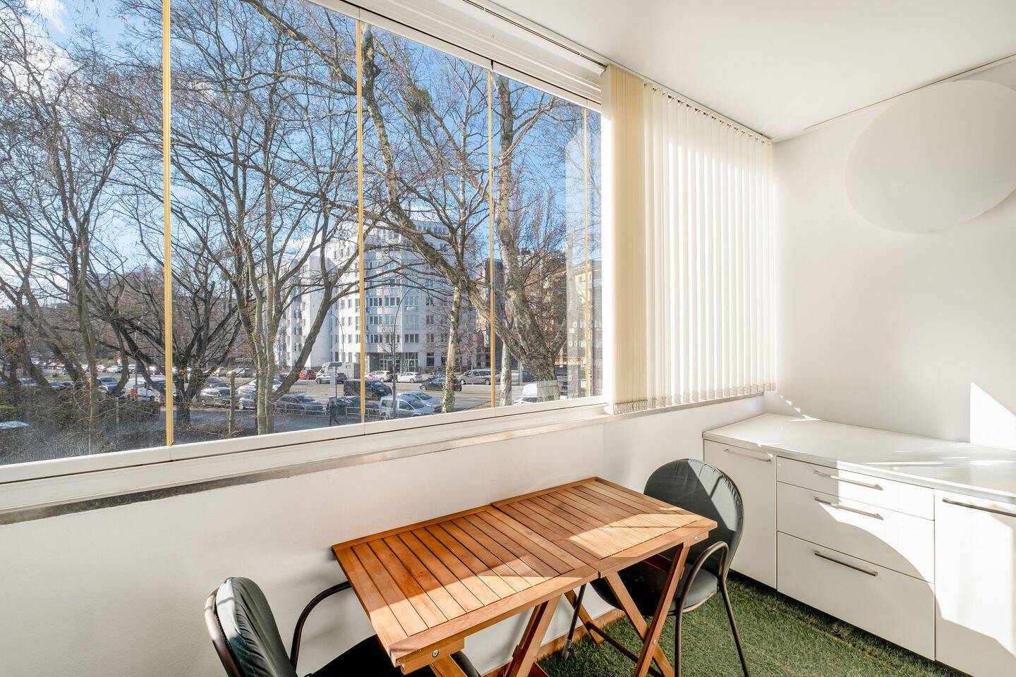 Zwischen KaDeWe & Viktoria-Luise-Platz: 3 Zimmer, 2 Loggien, 1 privater Stellplatz – Berlin – Vorschaubild 3