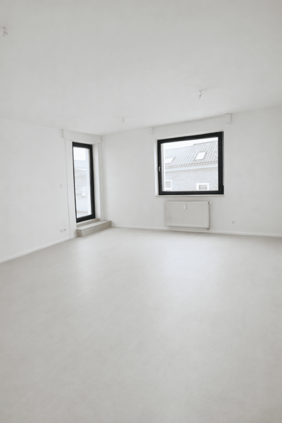 Helle 2-Zimmerwohnung mit großzügiger Loggia – Wuppertal – Vorschaubild 2