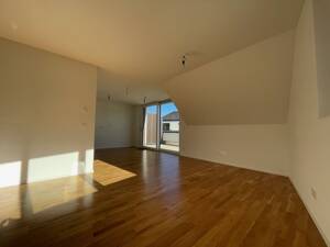 Ich bin noch zu haben: Traumhafte Dachgeschoss-Maisonettewohnung! Provisionsfrei! – 79111 Freiburg im Breisgau – Vorschaubild 5