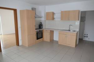 ** Ideal aufgeteilte und sehr schöne 2-Zimmer-Wohnung mit großem Balkon und Bergblick ** – 83620 Feldkirchen-Westerham – Vorschaubild 4