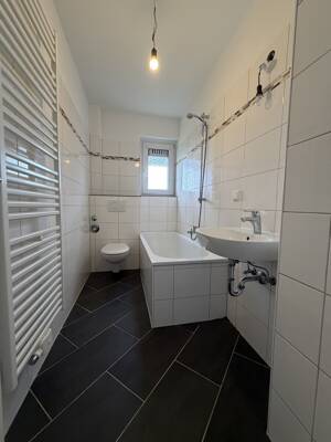 ++ GEMÜTLICH NAHE ALLEE-CENTER ++ – 42853 Remscheid – Vorschaubild 9