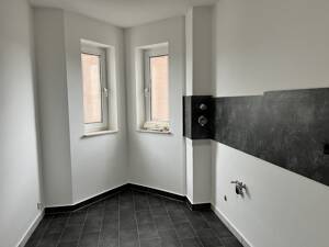 Komplett renovierte 2-Zimmer-Wohnung mit Balkon und Garage in ruhiger Wohngegend von Rumeln – 47239 Duisburg – Vorschaubild 5