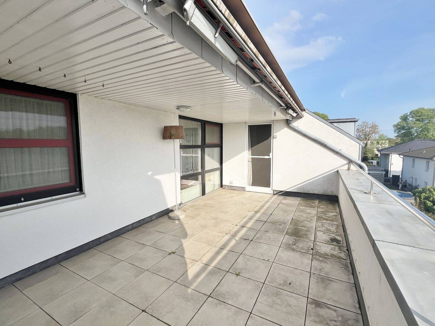 Schöne 2-Zi. Dachgeschosswohnung mit Loggia und Stellplatz in Lübeck St. Jürgen – Lübeck – Vorschaubild 4