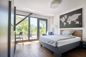 LUXUS Apartments mit Terrasse ab Sofort Incl. Wäsche- und Putzservice, Minibar/Pantry, TV, exklusive Möbel und Designerbad! – 74074 Heilbronn – Vorschaubild 3