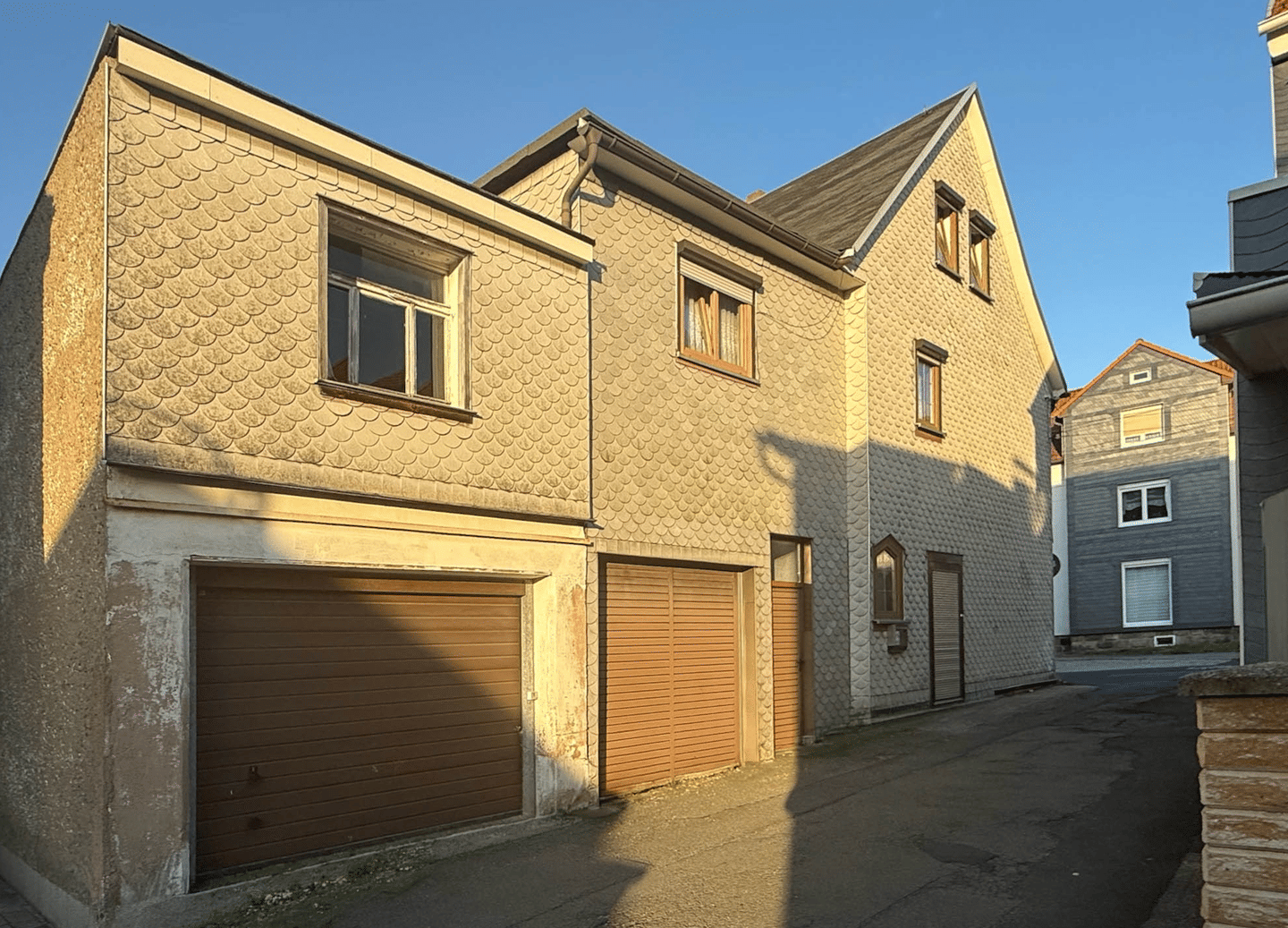 Top-Gelegenheit in Geratal: Reihenhaus mit großem Potenzial!
