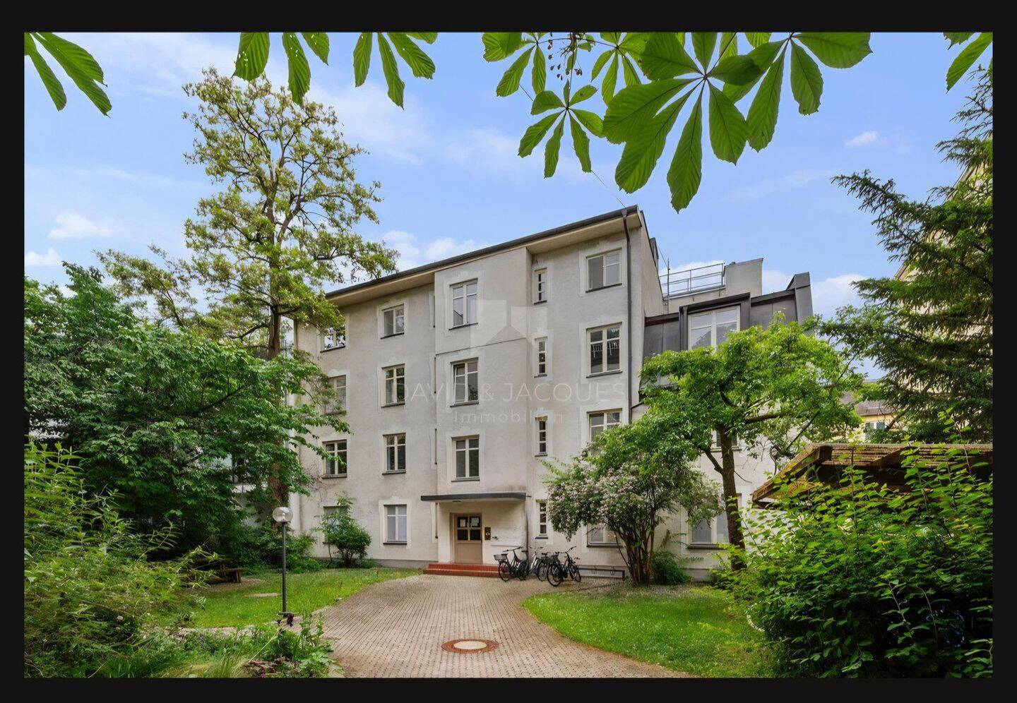 1-Zimmer-Appartement (46 m²) im ruhigen Rückgebäude inkl. Keller & Einbauküche – München – Bild 1 von 9