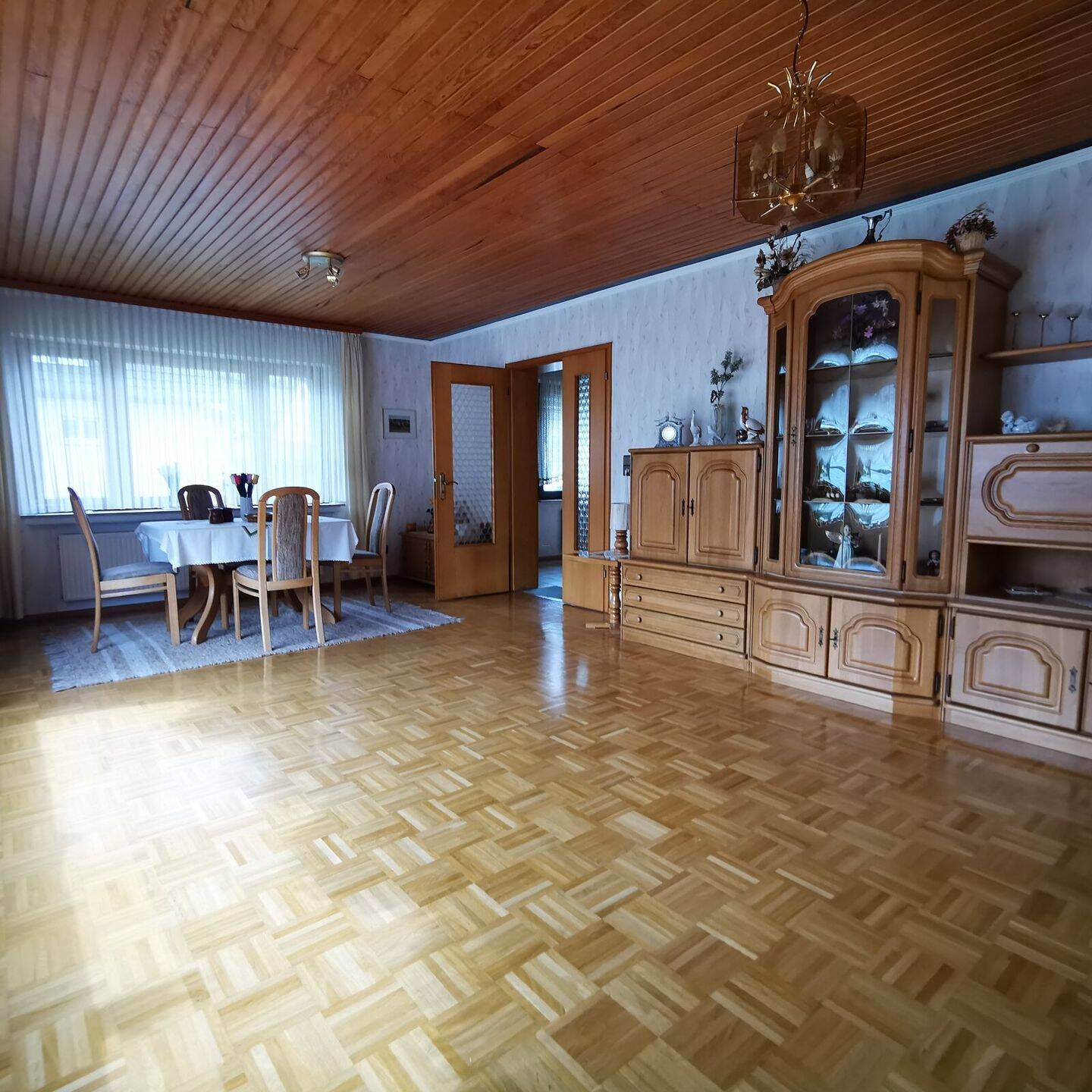 Ein Haus, viele Perspektiven - Ein-/Zweifamilienhaus in ruhiger Wohnlage von Bad Laasphe-Feudingen – Bad Laasphe – Vorschaubild 5