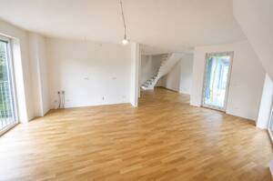 Exklusive Maisonettewohnung im Dachgeschoss mit Spitzboden, Balkon und Loggia – 22043 Hamburg – Vorschaubild 5
