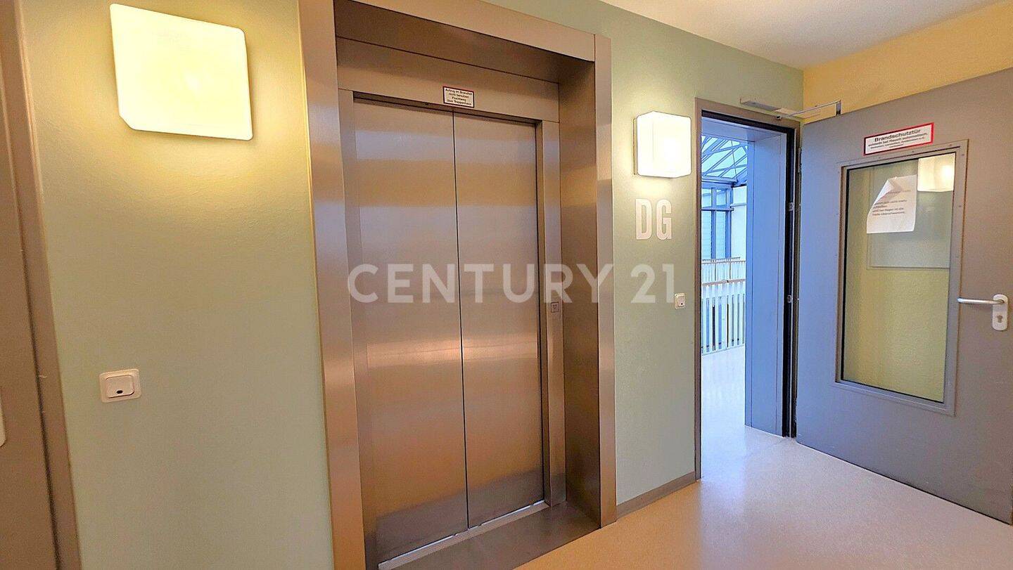 Einzigartige exklusive 3ZK, 2Bäder Penthouse Wohnung mit großem Balkon in Top Wohnlage von Dudweiler – Saarbrücken – Vorschaubild 7