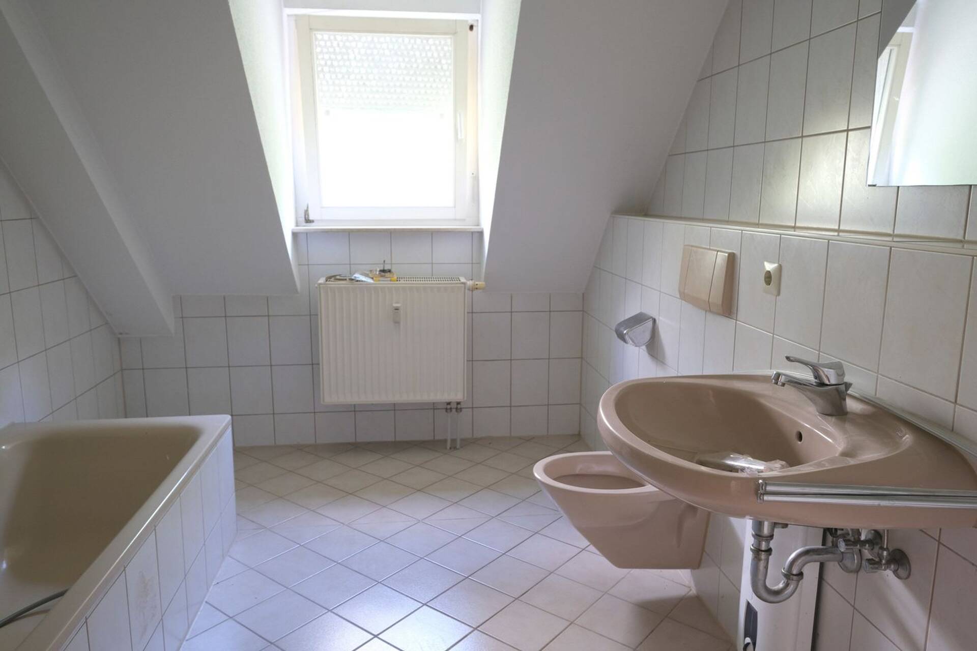 Dachgeschosswohnung in 88416 Ochsenhausen mit 76,98 m² kaufen