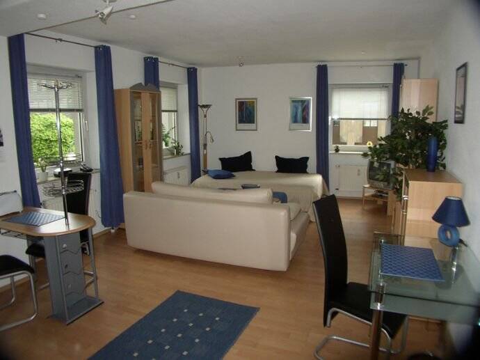 Helle, schicke möblierte Appartements für eine oder mehrere Personen / Internet + Satelliten-TV + Festnetztelefon – Mönchengladbach – Vorschaubild 5