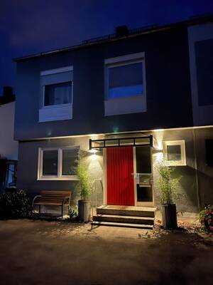 Möbliertes Reihenhaus zur Miete für ein Jahr in top Lage – 86199 Augsburg – Vorschaubild 8