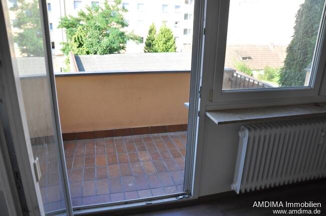 2-Zimmer-Wohnung im zweiten Obergeschoß - renoviert