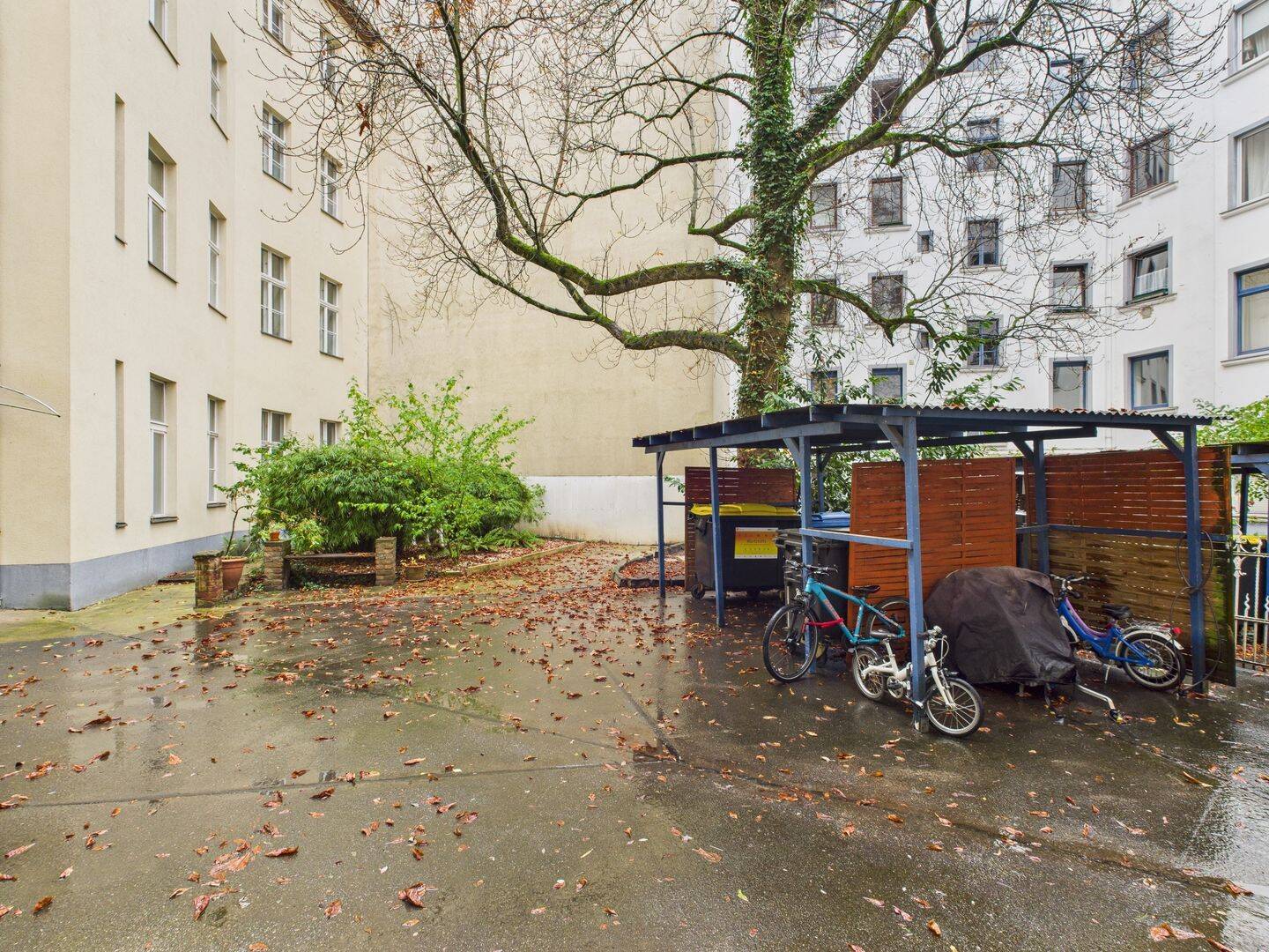 Großzügige 4-Zimmer-Altbauwohnung mit Balkon im Bergmannkiez in Berlin-Kreuzberg – Berlin – Vorschaubild 5