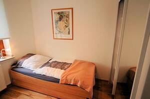 Wohnen im Kunst- & Kulturveedel Kölns: Möblierte 2-Zimmer Wohnung in Ehrenfeld – 50823 Köln – Vorschaubild 8