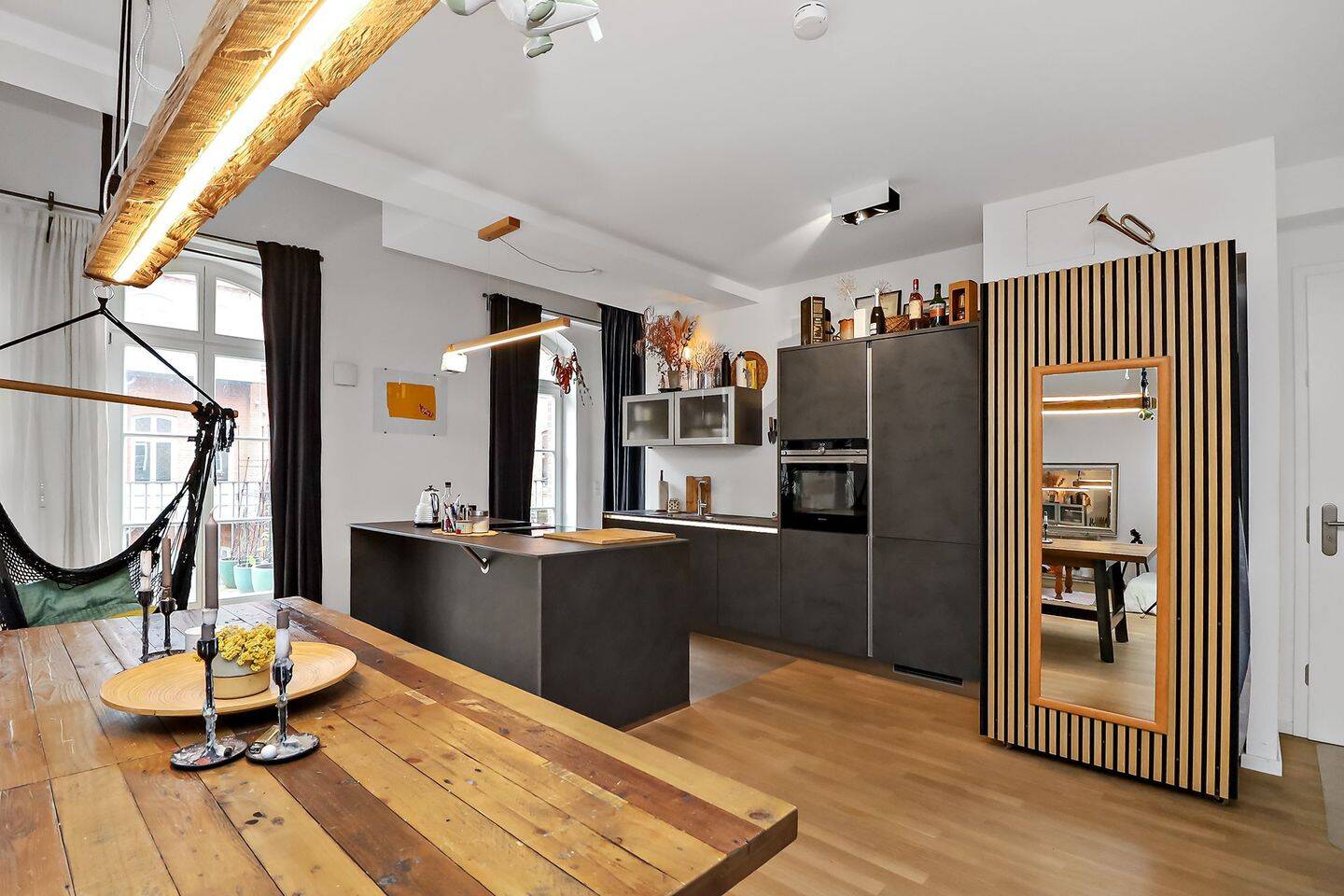Galerie-Loft mit Spreeblick: Zwei Bäder und jede Menge Wow – Berlin – Vorschaubild 5
