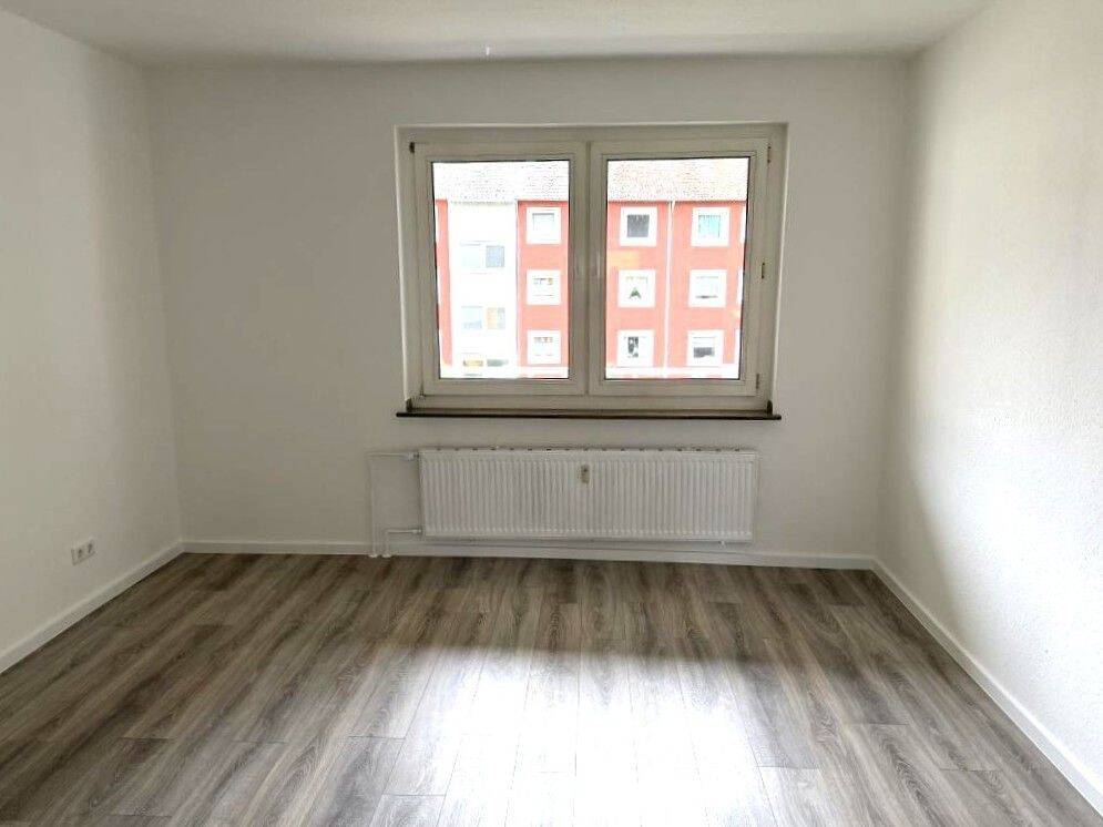 Frisch renoviert. Frisch verliebt. / Freshly renovated. Falling in love all over again. – Hagen – Vorschaubild 6