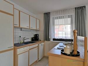 (EF0724_M) Erfurt: Hochheim, preiswertes kleines Apartment im ruhig gelegenen Hinterhaus, WLAN inklusive – 99094 Erfurt – Vorschaubild 2