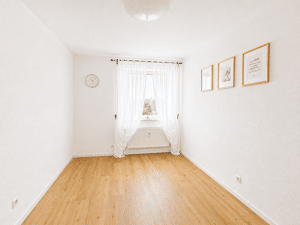 Mit Aufzug: moderne 3,5-ZW mit toller Aussicht und TG-Stellplatz in Hoffeld – 70597 Stuttgart – Vorschaubild 8