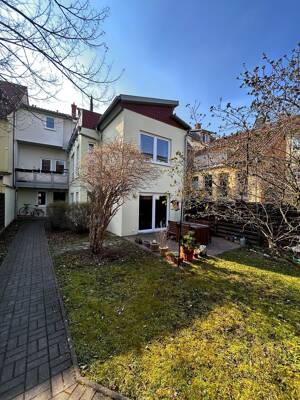 Altbauflair auf zwei Ebenen - Gepflegte 3-Zimmer-Maisonette in Erfurt-Altstadt