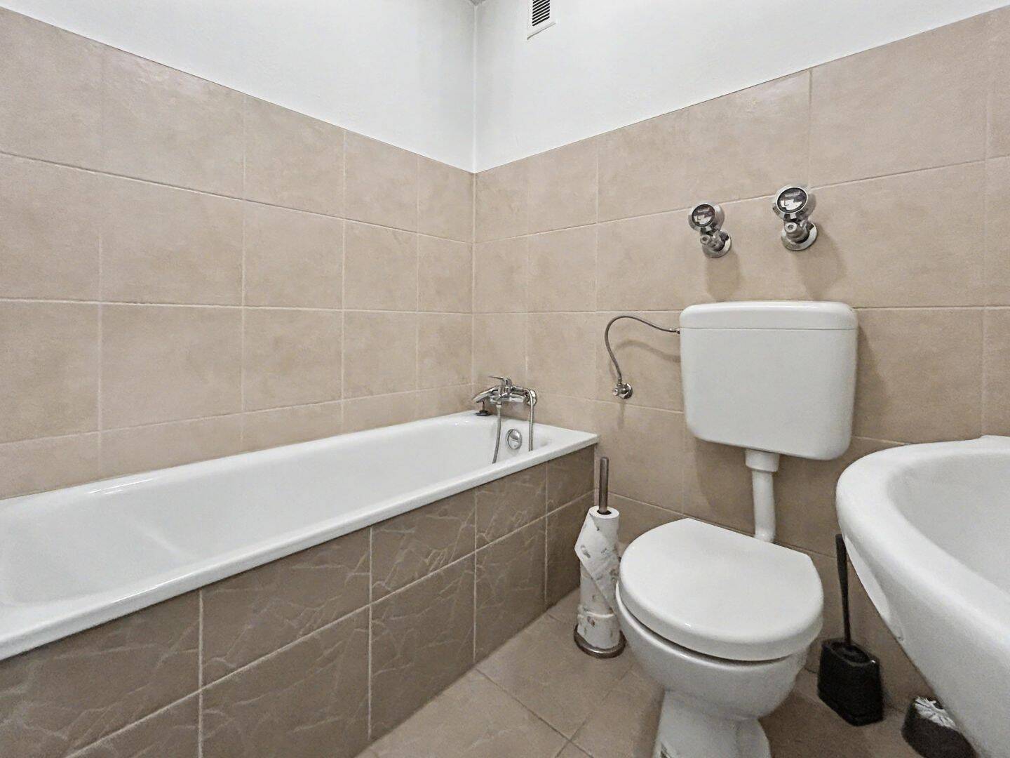 Leerstehendes 1-Zimmer-Apartment in zentraler Lage von Krefeld-Fischeln – Krefeld – Vorschaubild 5