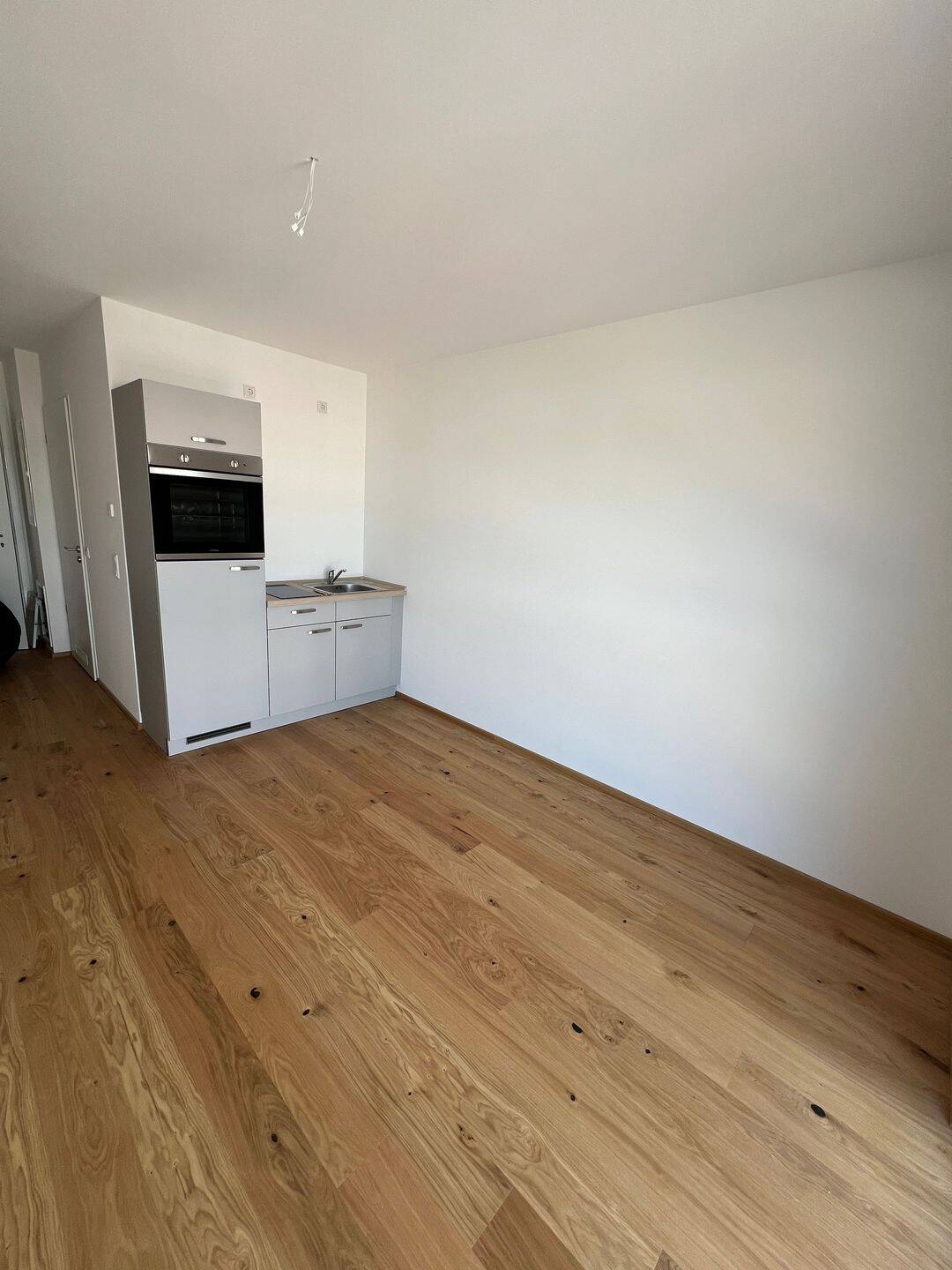 Erstbezug: 1-Zimmerwohnung direkt an der Uni Regensburg – Regensburg – Vorschaubild 3