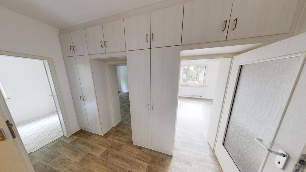 Großzügige 2-Raum-Wohnung mit Balkon – Chemnitz – Vorschaubild 4