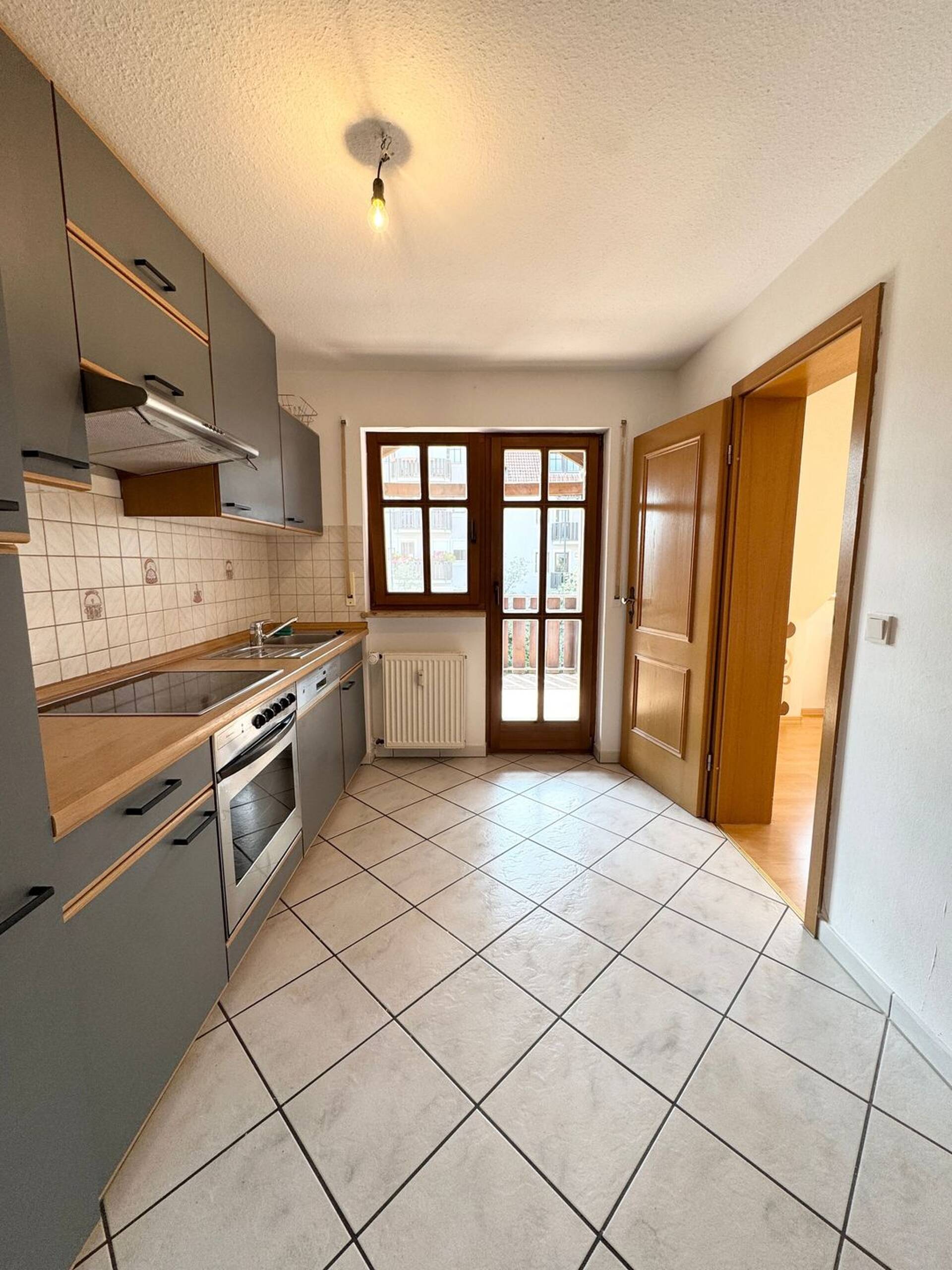 Dachgeschosswohnung in 91154 Roth mit 73 m² kaufen