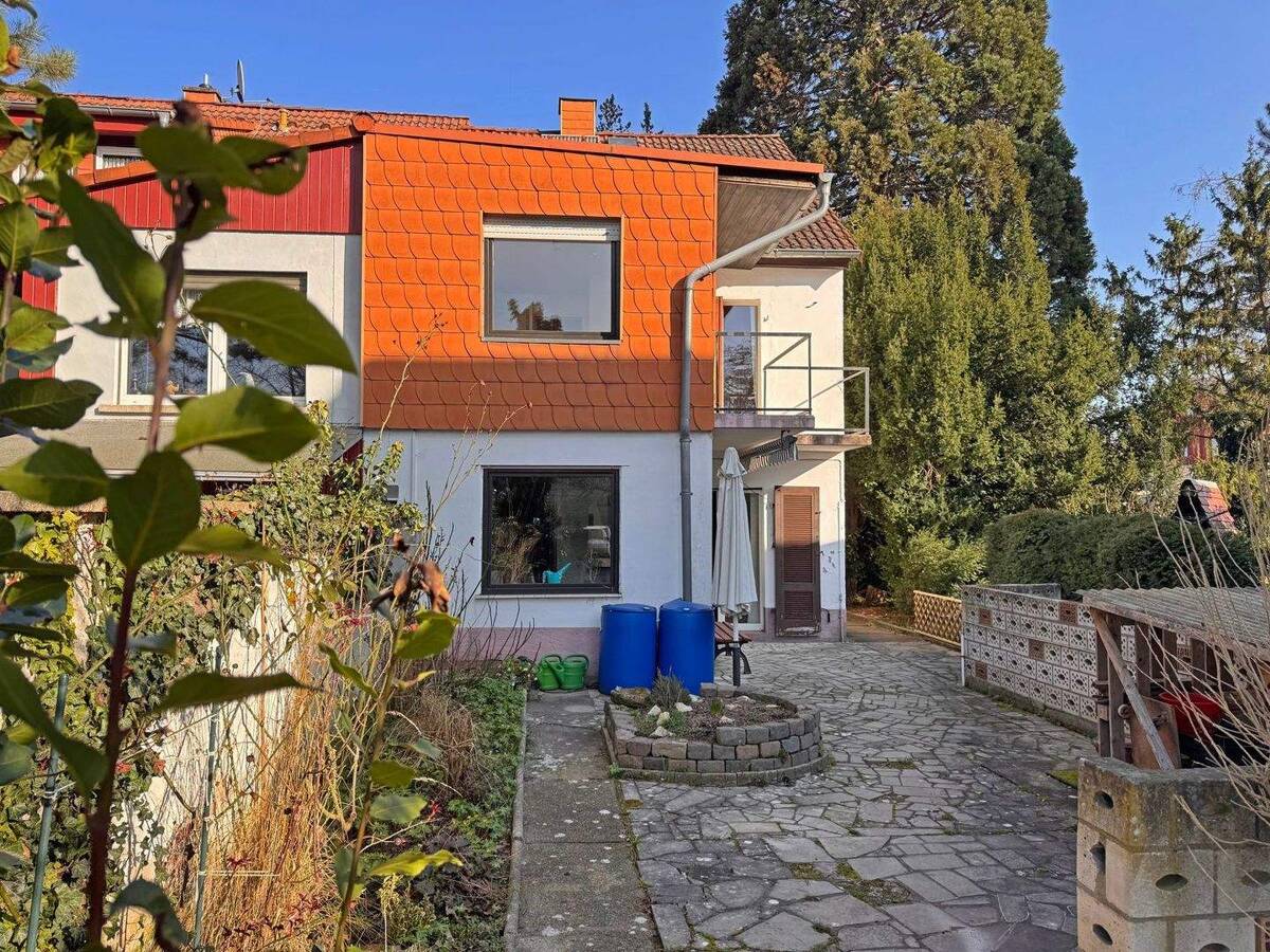 PROVISIONSFREI Bezahlbares Familienglück - Schöne Doppelhaushälfte mit Garten in MZ-Laubenheim – 55130 Mainz – Bild 1 von 9