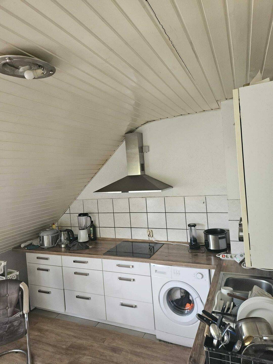 Kapitalanlage: Vermietete 3-Zimmer-Dachgeschosswohnung mit attraktivem Renditepotenzial. – Mönchengladbach – Vorschaubild 4