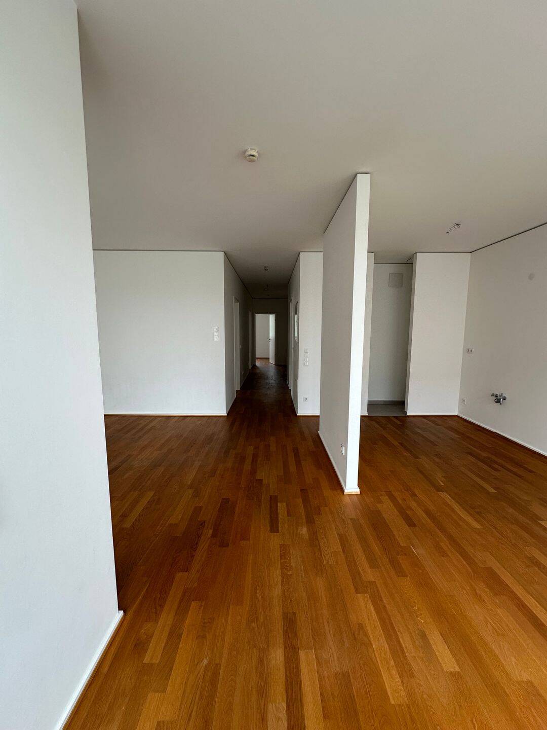 Familienfreundliche 4-Raumwohnung mit Balkon, Gäste-WC und separatem Waschmaschinenraum – Leipzig – Vorschaubild 6