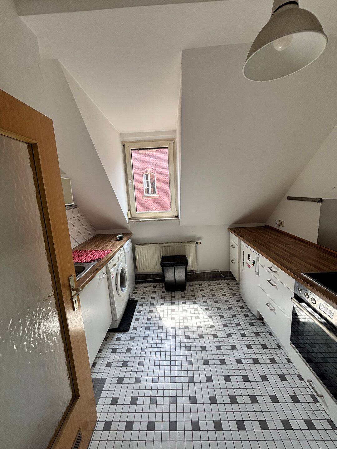 Charmantes Ambiente: helle 3 Zimmer Wohnung in Nürnberg Rennweg – Nürnberg – Vorschaubild 3