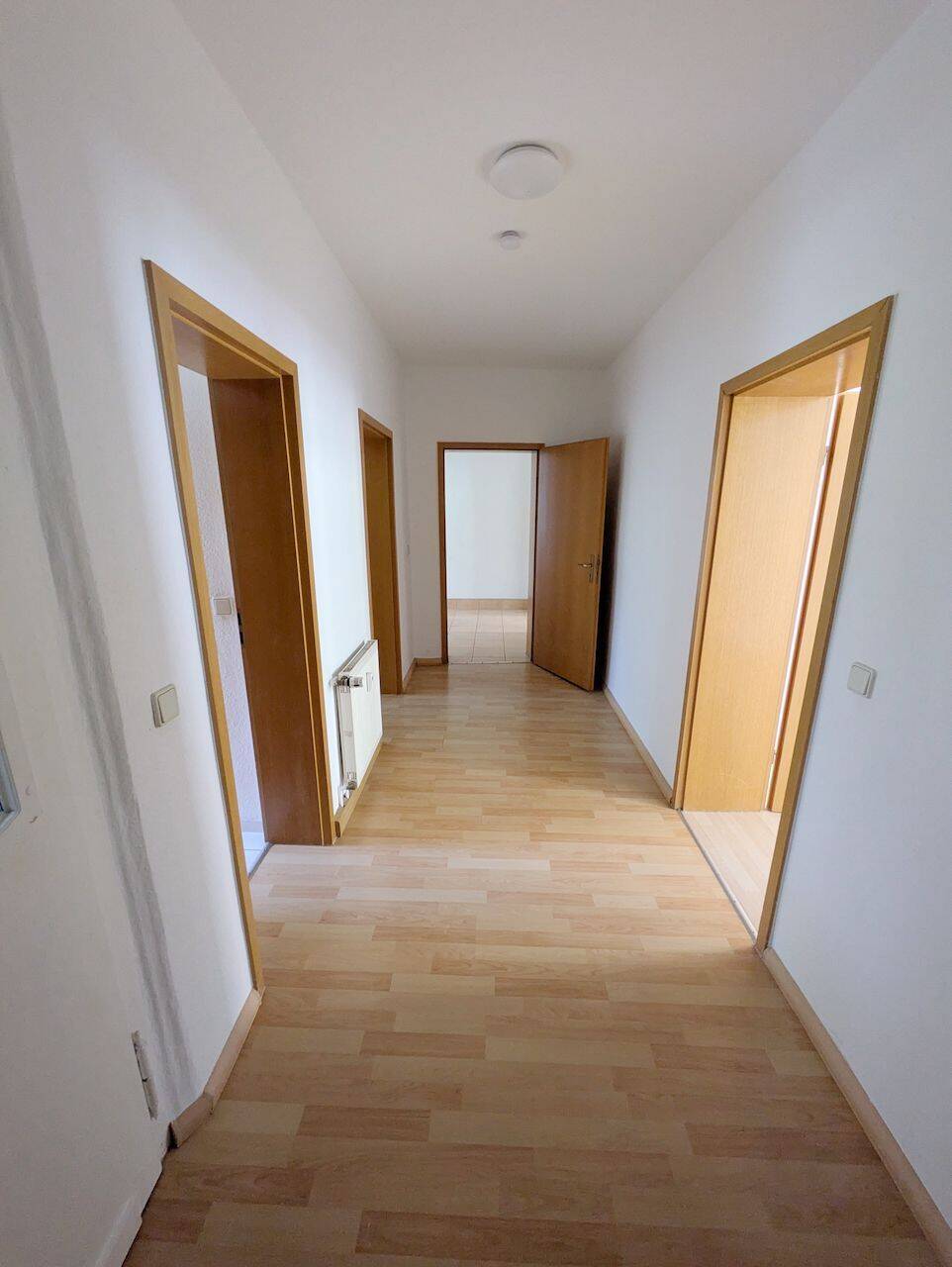 ++ charmante 2-Raum Kaßberg-Wohnung in der Leonhardtstraße - mit Tageslichtbad & Einbauküche ++ – Chemnitz – Vorschaubild 5
