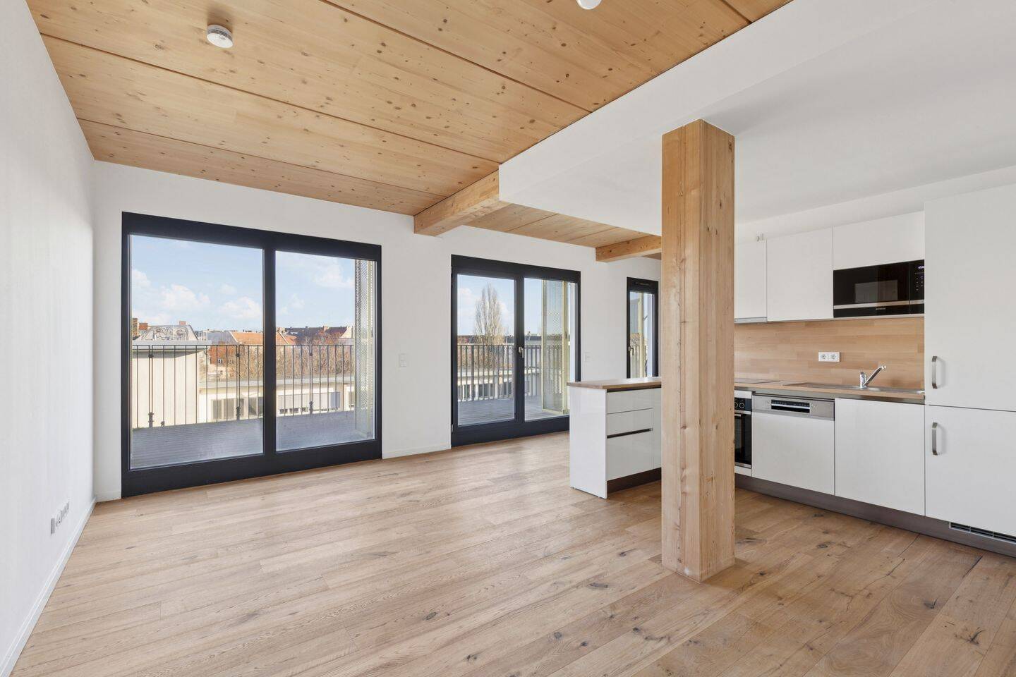 Exklusive 3-Zimmer-Dachgeschosswohnung mit Dachterrasse
